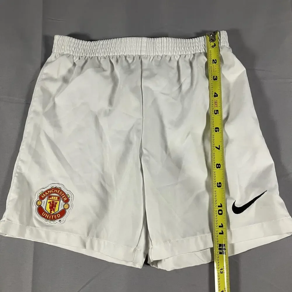 Manchester United Shorts Kids Large White EPL Soccer Football Nike Vintage Style
